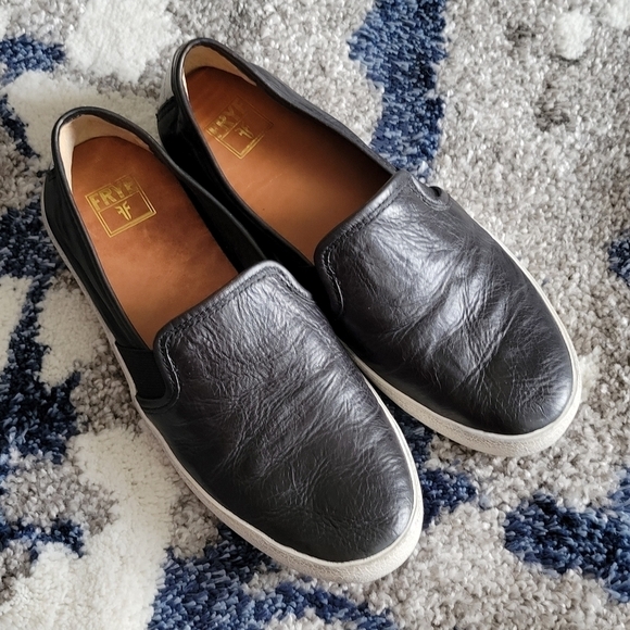 Frye dylan slip on shoes - Picture 7 of 15